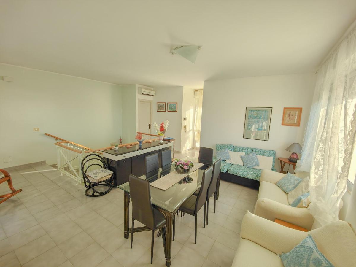 דירות אלגהרו Lucy Penthouse מראה חיצוני תמונה